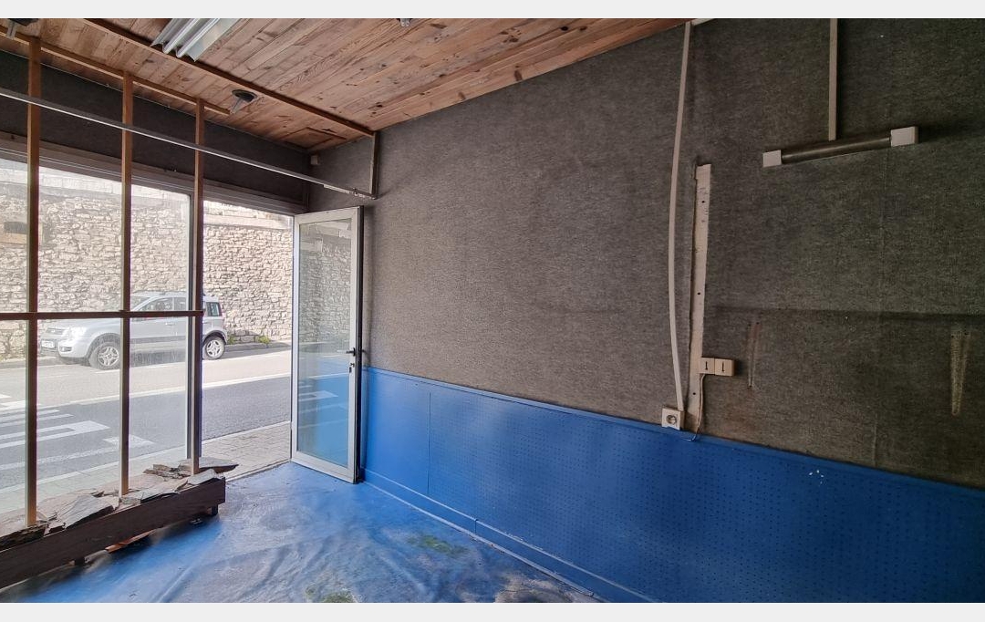 LAGENCE EMMA IMMOBILIER : Local / Bureau | SAINT-PONS-DE-THOMIERES (34220) | 15 m2 | 5 000 € 