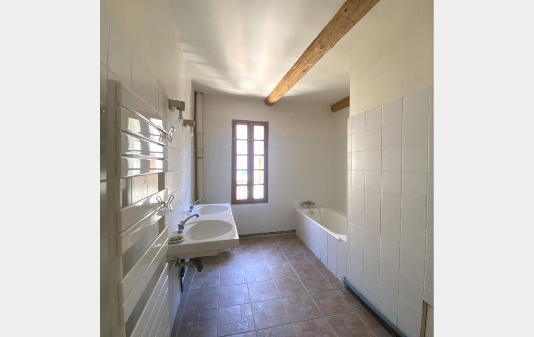 LAGENCE EMMA IMMOBILIER : House | CASTELNAU-DE-GUERS (34120) | 235 m2 | 250 000 € 