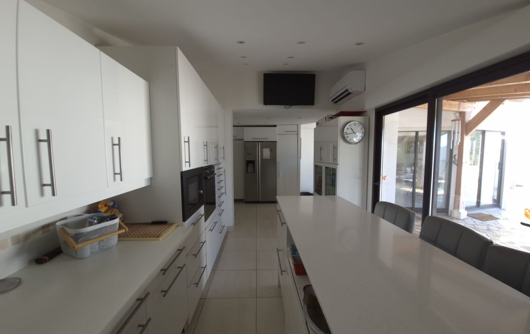 LAGENCE EMMA IMMOBILIER : Maison / Villa | BESSAN (34550) | 230 m2 | 790 000 € 