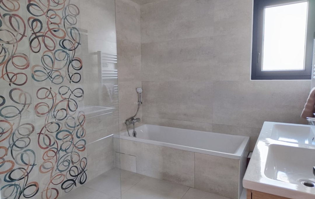 LAGENCE EMMA IMMOBILIER : Maison / Villa | NEZIGNAN-L'EVEQUE (34120) | 115 m2 | 450 000 &euro; 