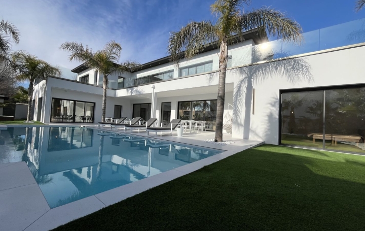  LAGENCE EMMA IMMOBILIER Maison / Villa | LE GRAU-D'AGDE (34300) | 301 m2 | 1 800 000 € 